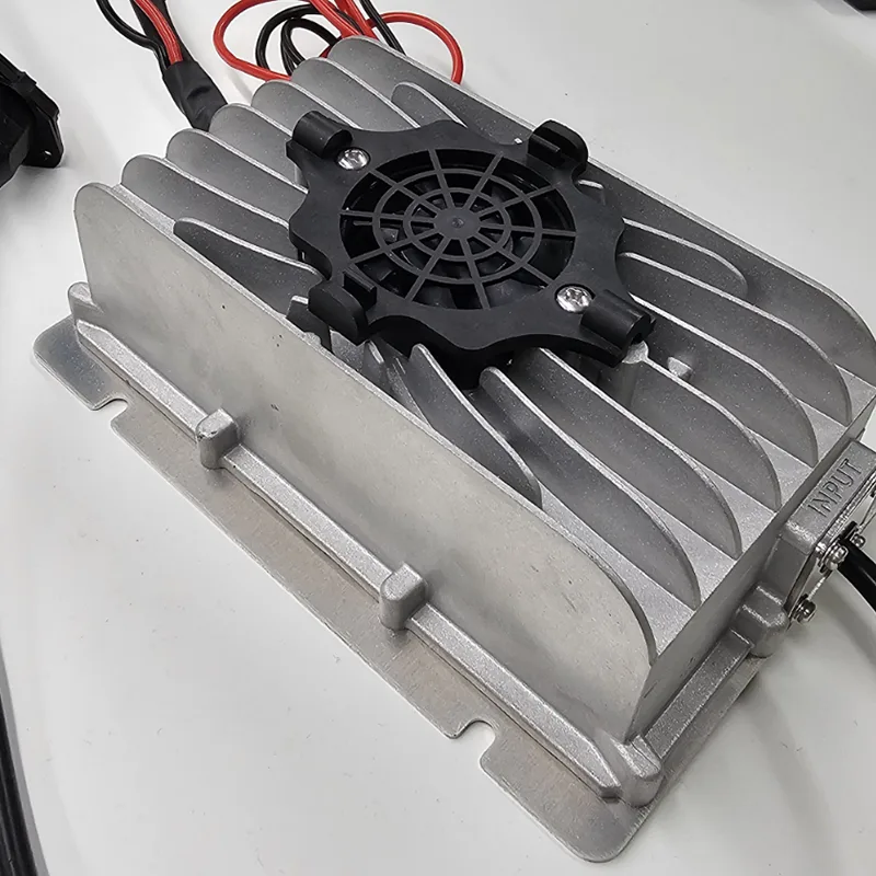 600W ہائی پاور گولف کارٹ خصوصی فاسٹ چارجر